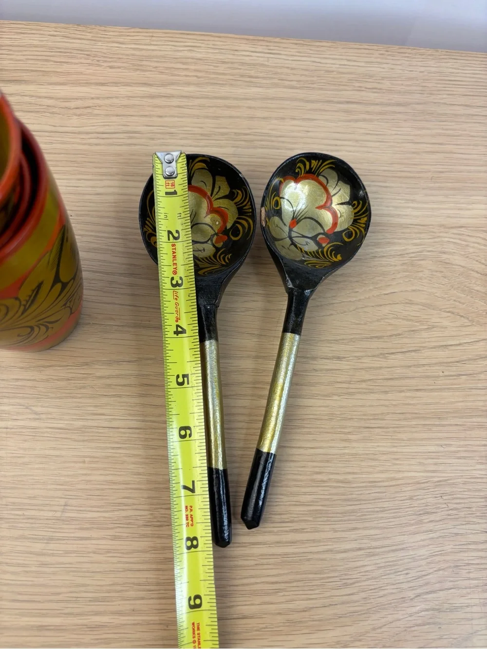 Traditional Russian Khokhloma Painted Wood Folk Art Style Cup/Spoon Set Red/Gold
